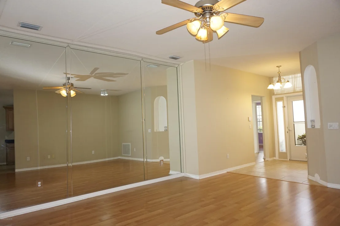 Photo of 2563 Ventura Circle