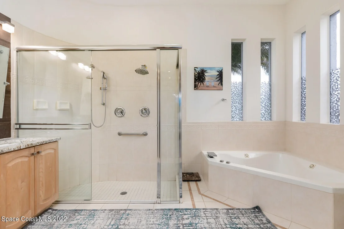 Photo of 218 Waterside Drive