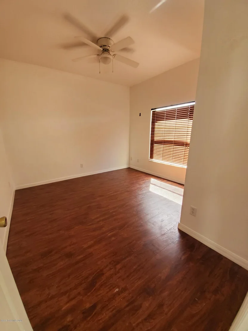Photo of 3881 Manitoba Way