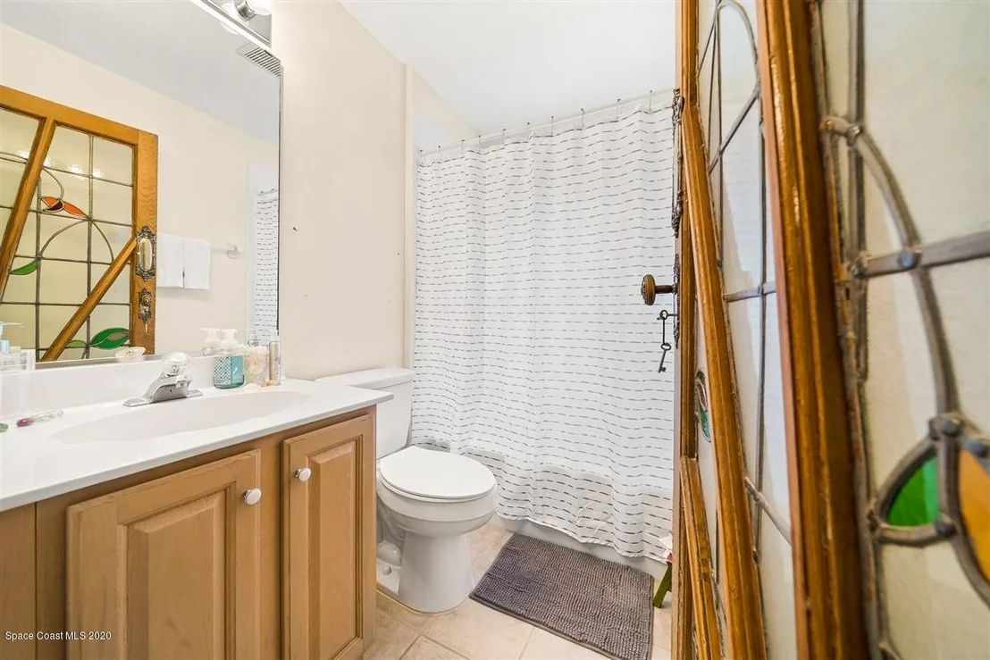 Photo of 2484 Addington Circle