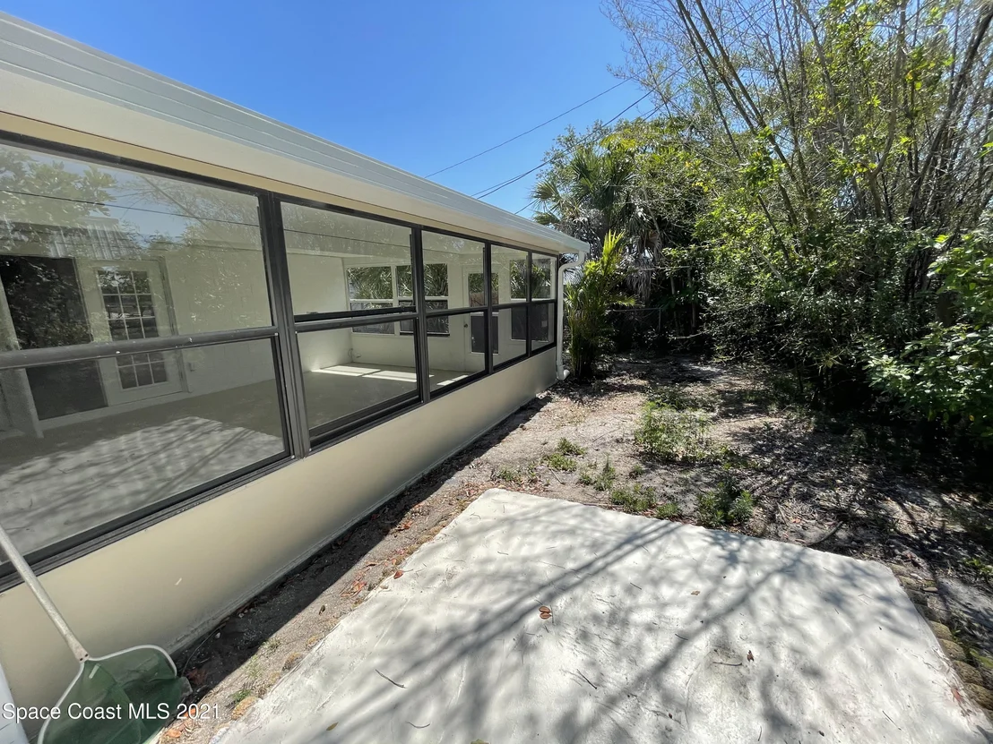 Photo of 3220 Ideal Avenue NE