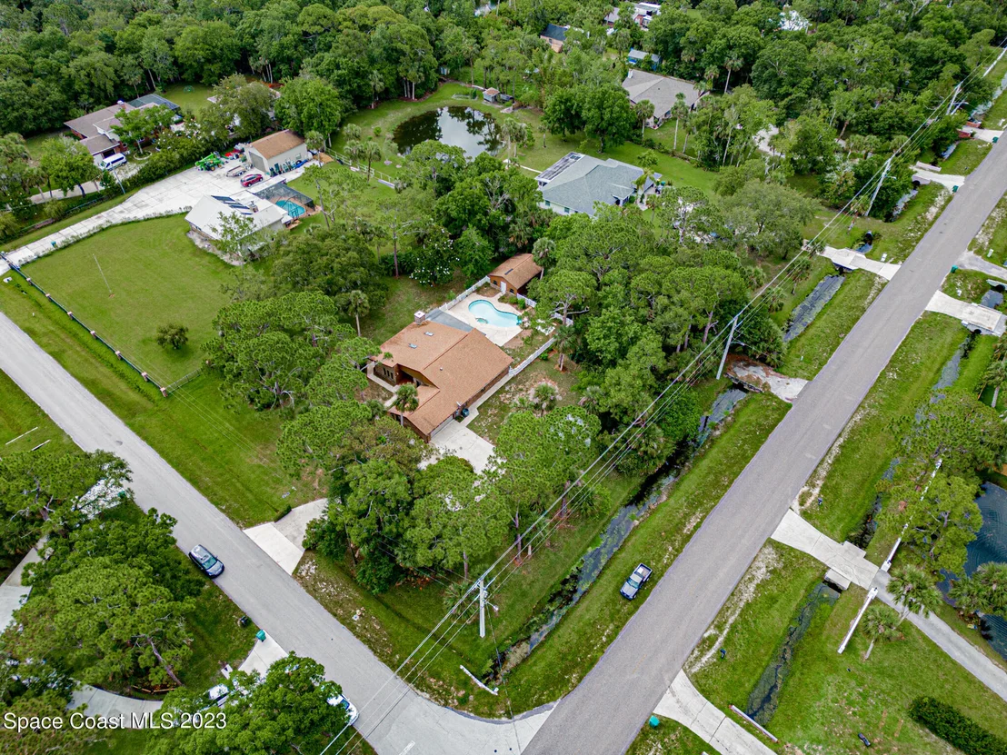 Photo of 4493 Country Road
