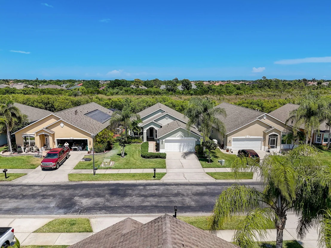 Photo of 4621 Portage Trail