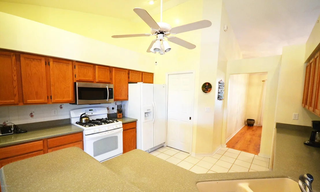 Photo of 2093 Lionel Drive