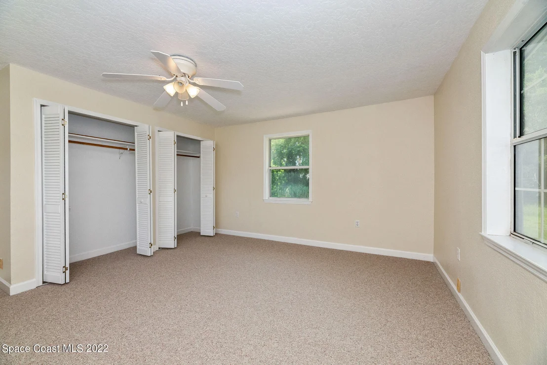Photo of 1805 W Elm Drive