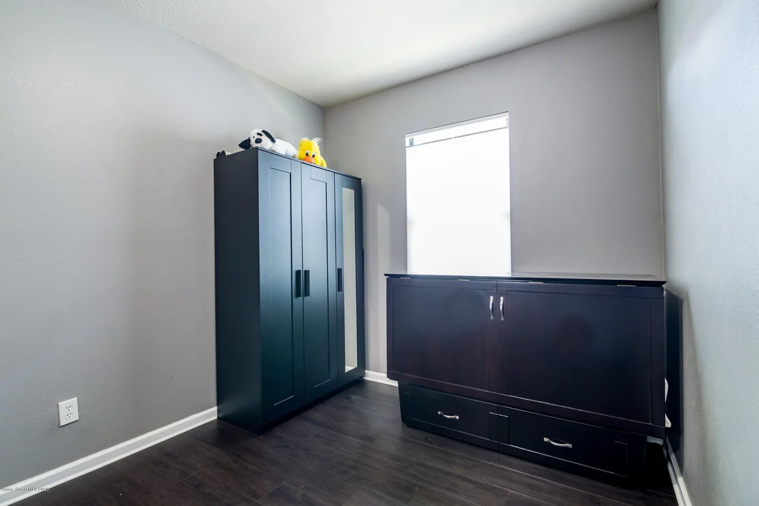 Photo of 1103 Bolle Circle