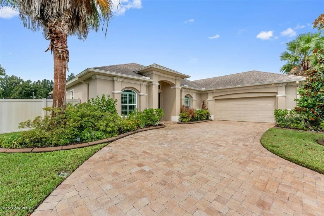 Photo of 1584 Bonelli Court