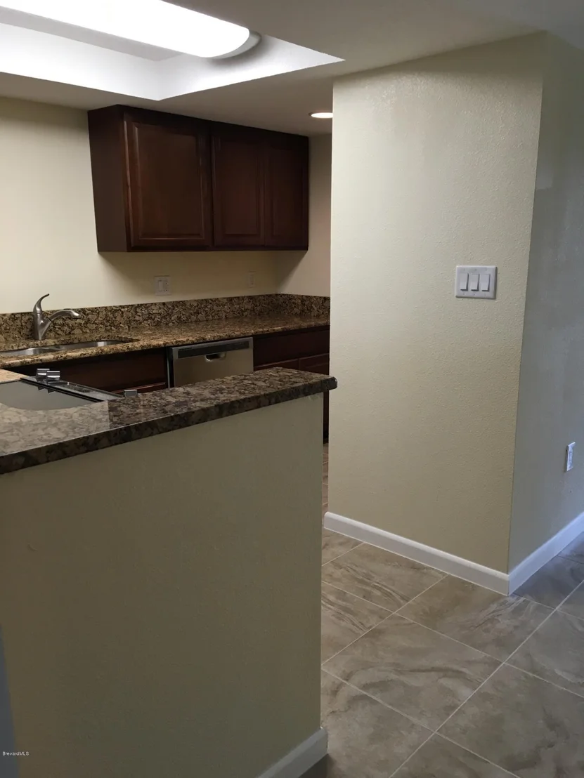 Photo of Unit 403 at 1025 Rockledge Drive