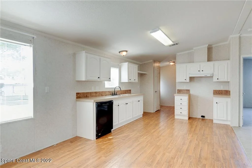 Photo of 750 Periwinkle Circle
