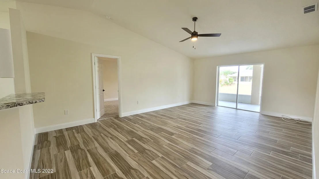 Photo of 2111 Spring Creek Circle NE