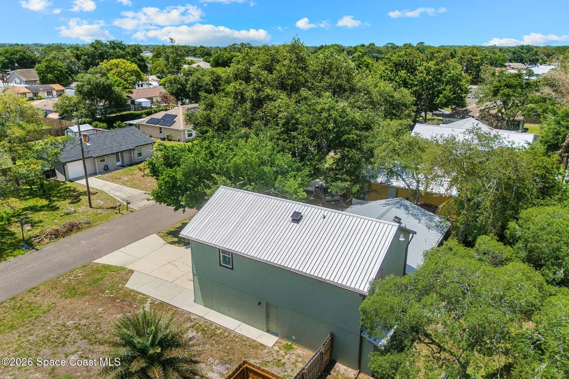 Photo of 5687 Holden Road