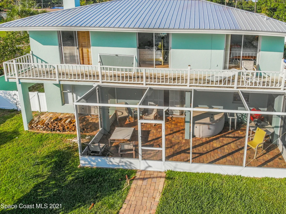Photo of 738 Nassau Road