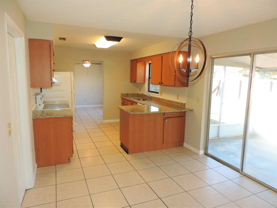 Photo of 930 Grant Road