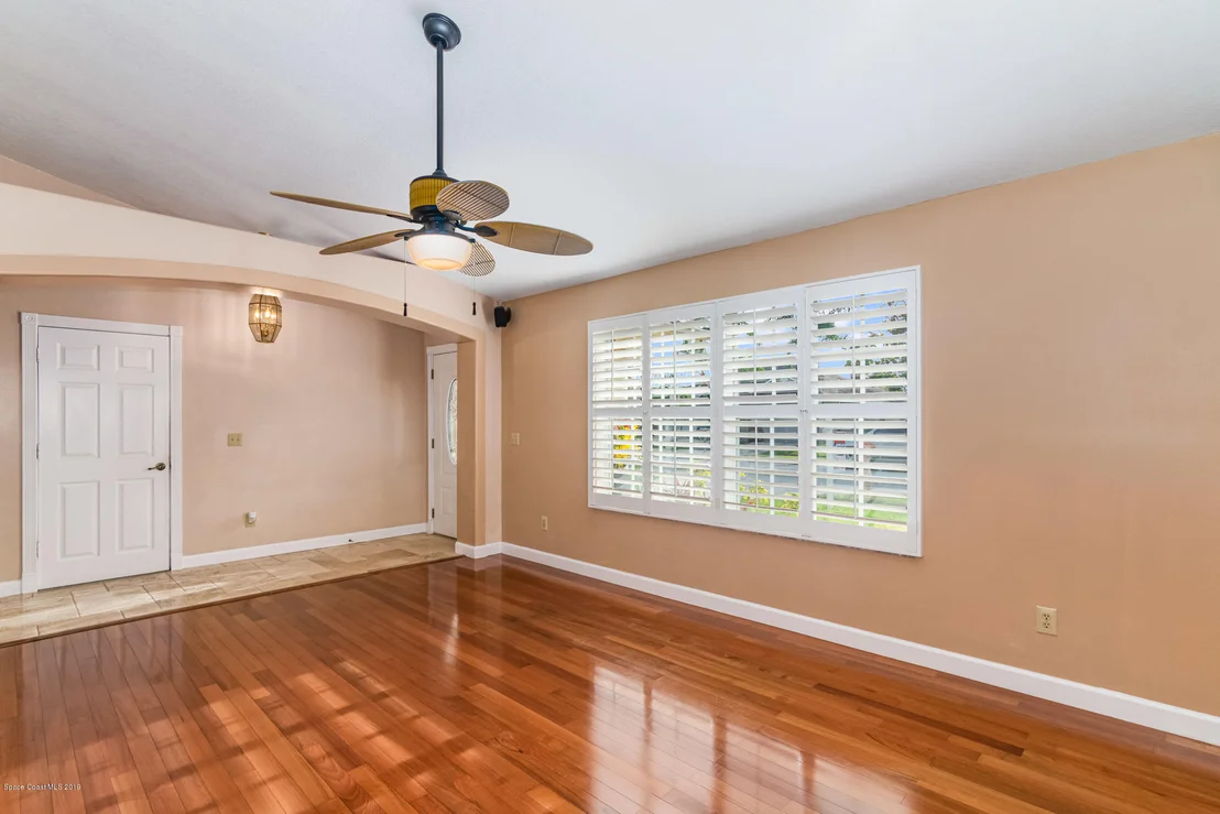Photo of 3340 Lake View Circle