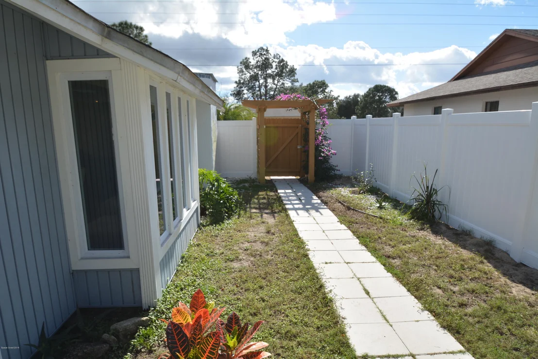 Photo of 4544 Alfred Street