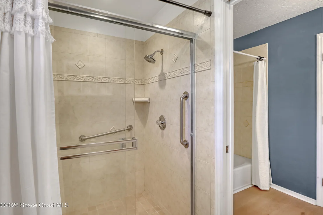 Photo of 402 Peregrine Drive