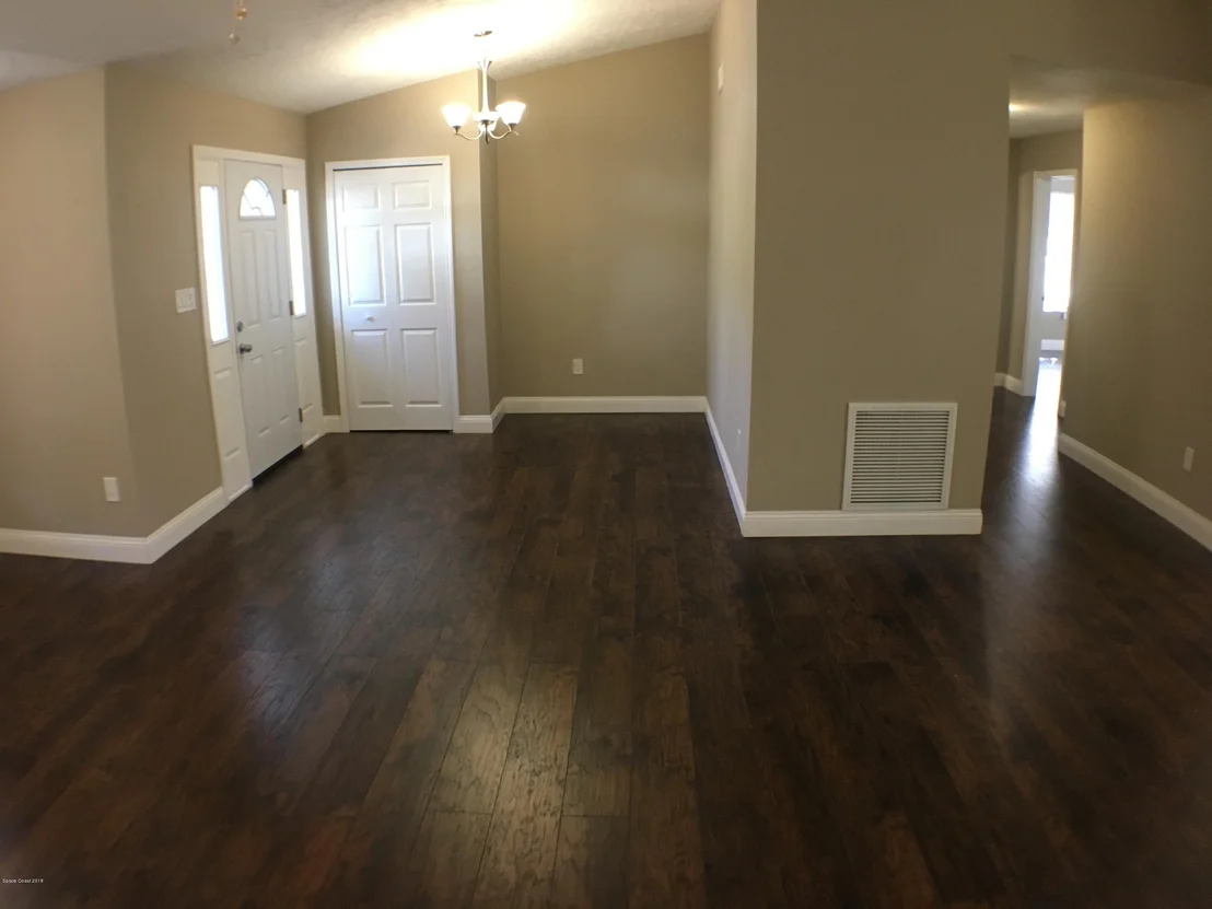 Photo of 6166 Corning Road