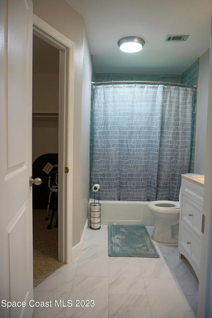 Photo of 688 Walnut Drive