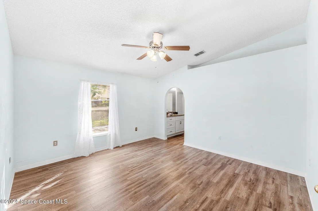 Photo of 8509 Ivanhoe Drive