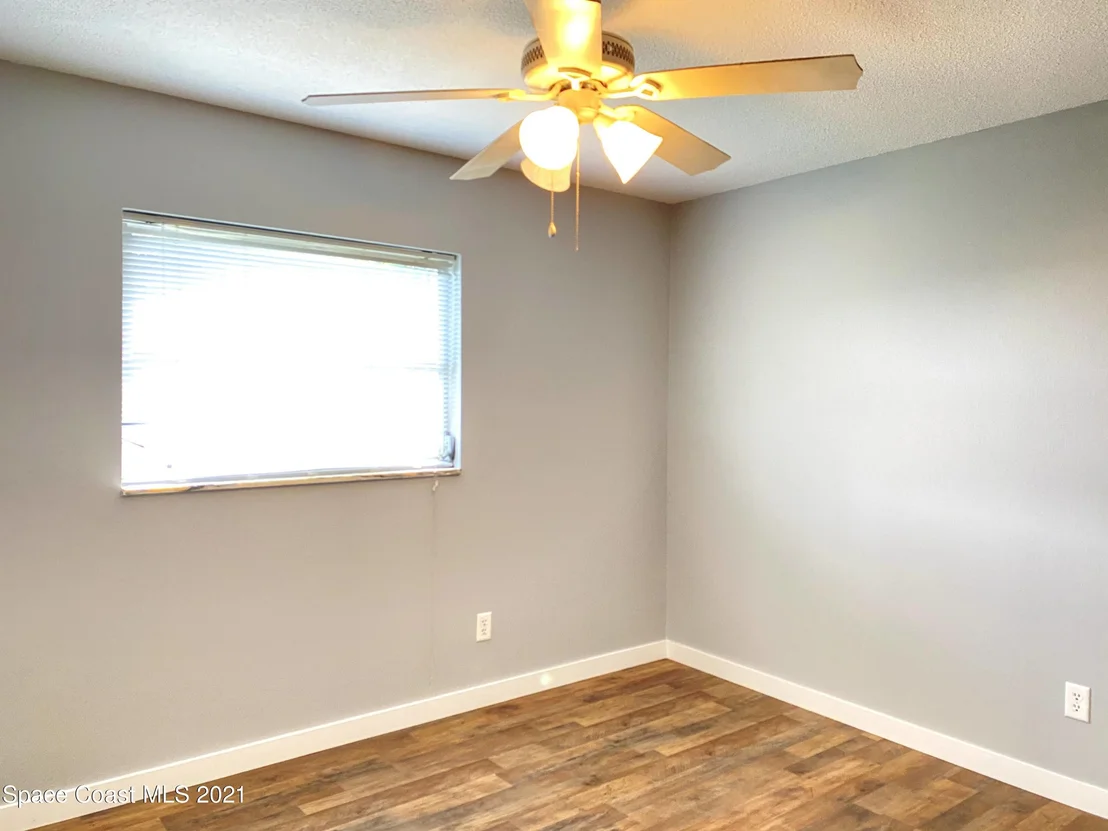 Photo of 1718 Golfview Drive