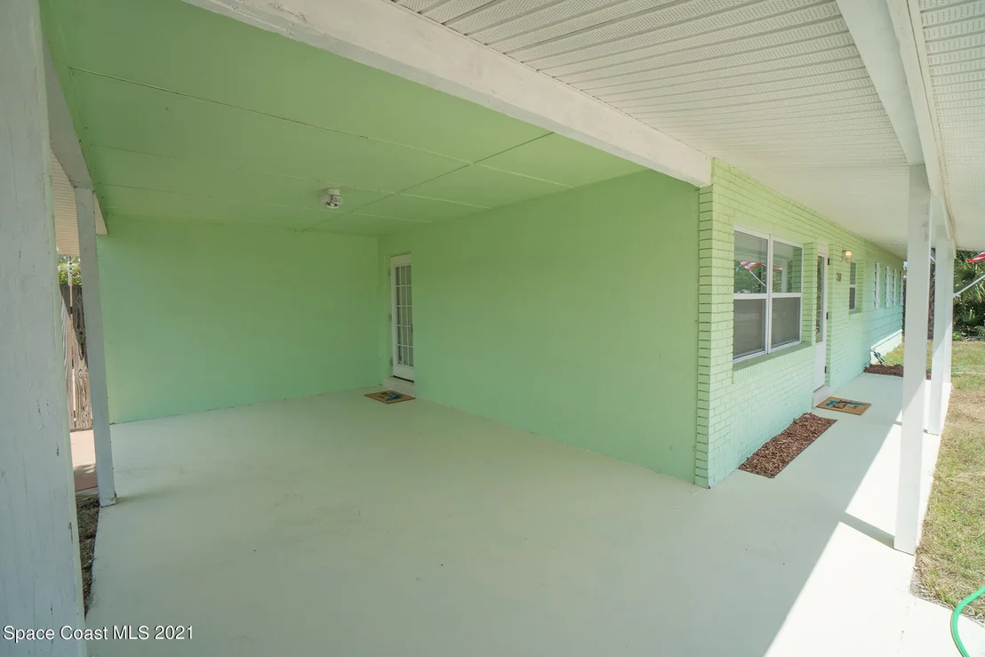 Photo of 302 Amherst Avenue