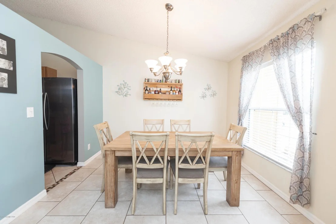 Photo of 6040 Adina Road