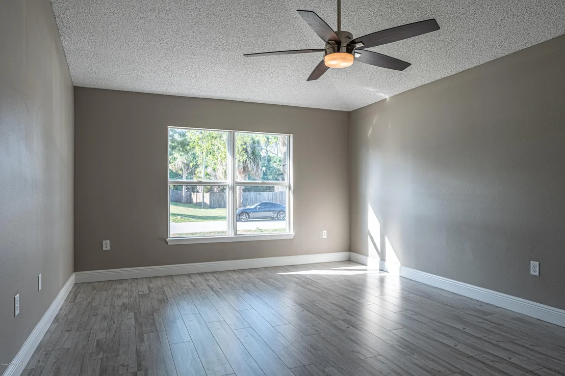 Photo of 6107 Corning Road