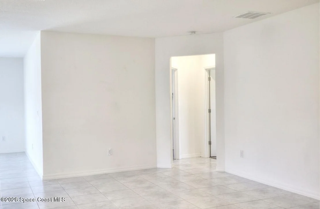 Photo of 8975 102nd Avenue