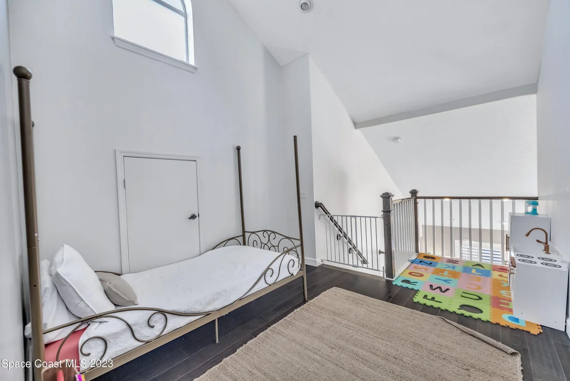 Photo of 1010 Citrus Avenue NE