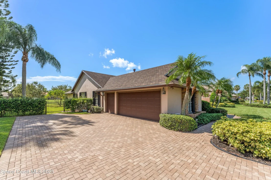Photo of 673 Spring Lake Drive