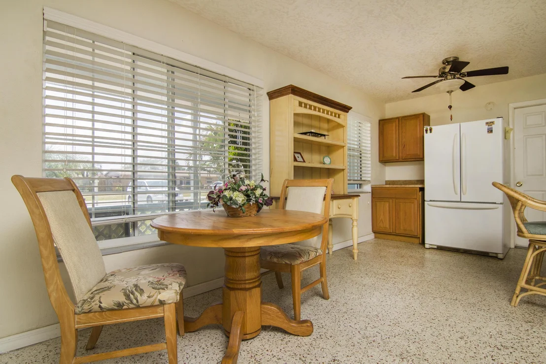 Photo of 235 Ocean Boulevard
