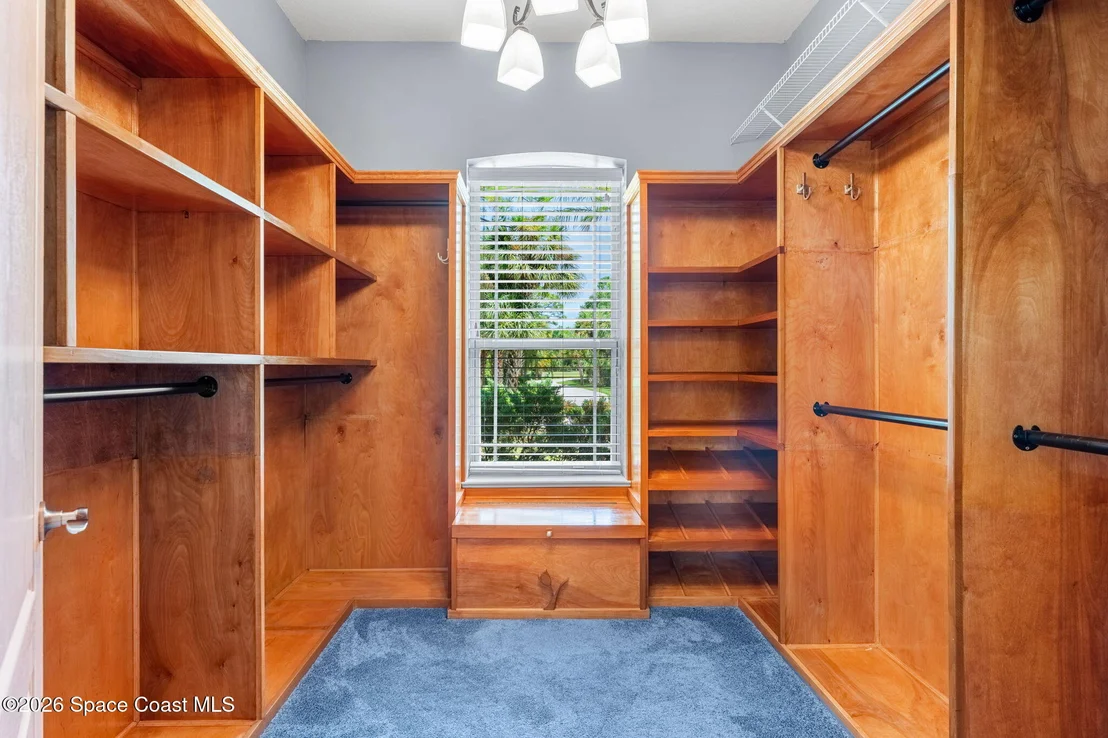 Photo of 5453 The Willows Drive