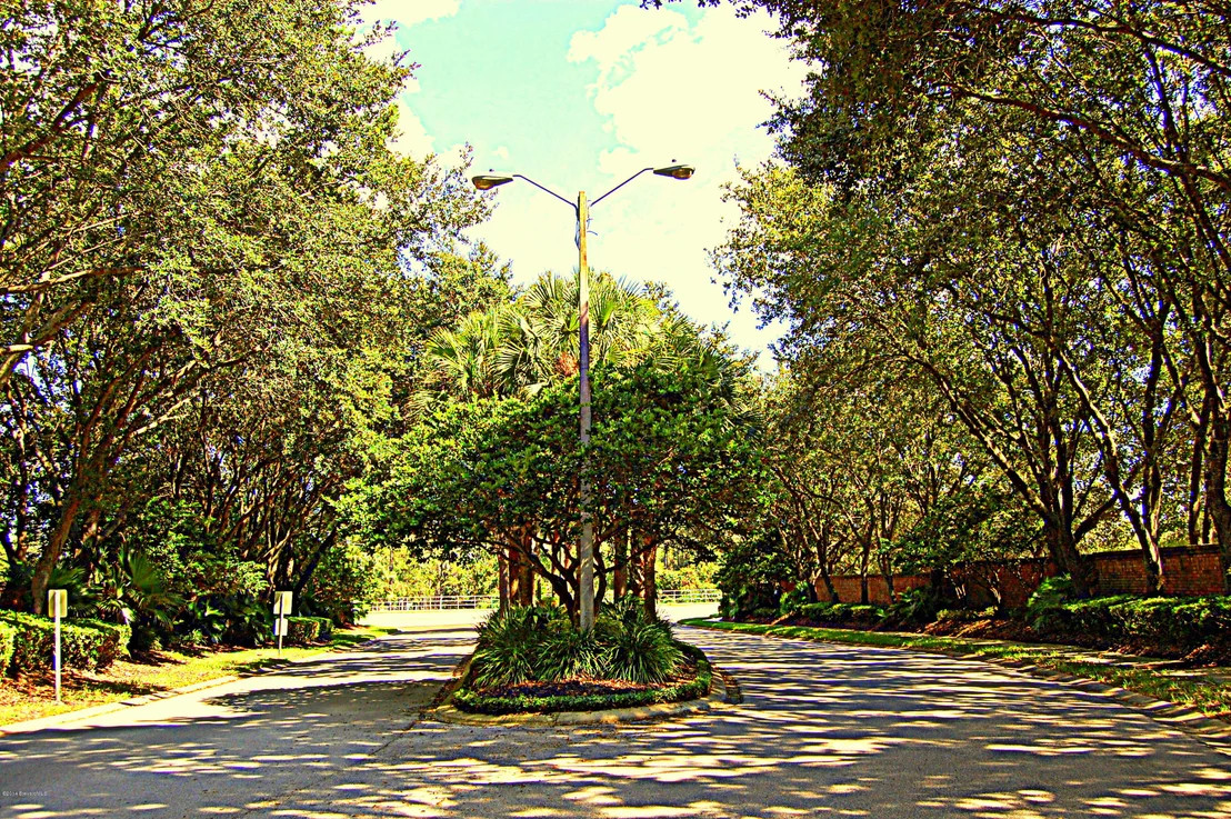Photo of 150 Lancer Oak Drive