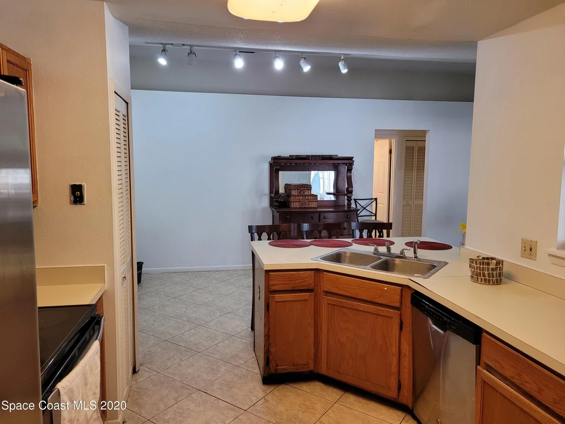 Photo of 7180 Bevil Avenue