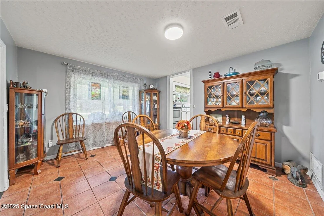 Photo of 4111 Pecan Street