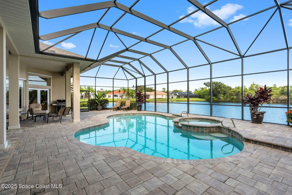 Photo of 921 Wildwood Drive