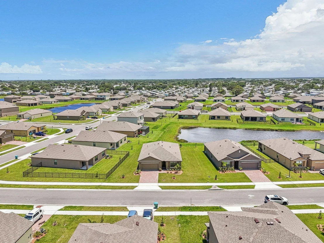 Photo of 6824 Topaz Drive