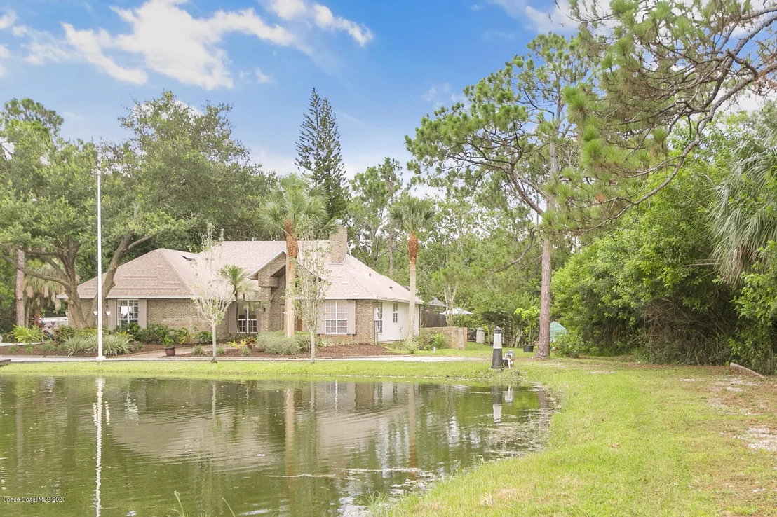 Photo of 4935 Shade Tree Street