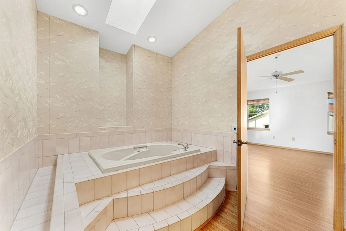 Photo of 670 Rossmoor Circle