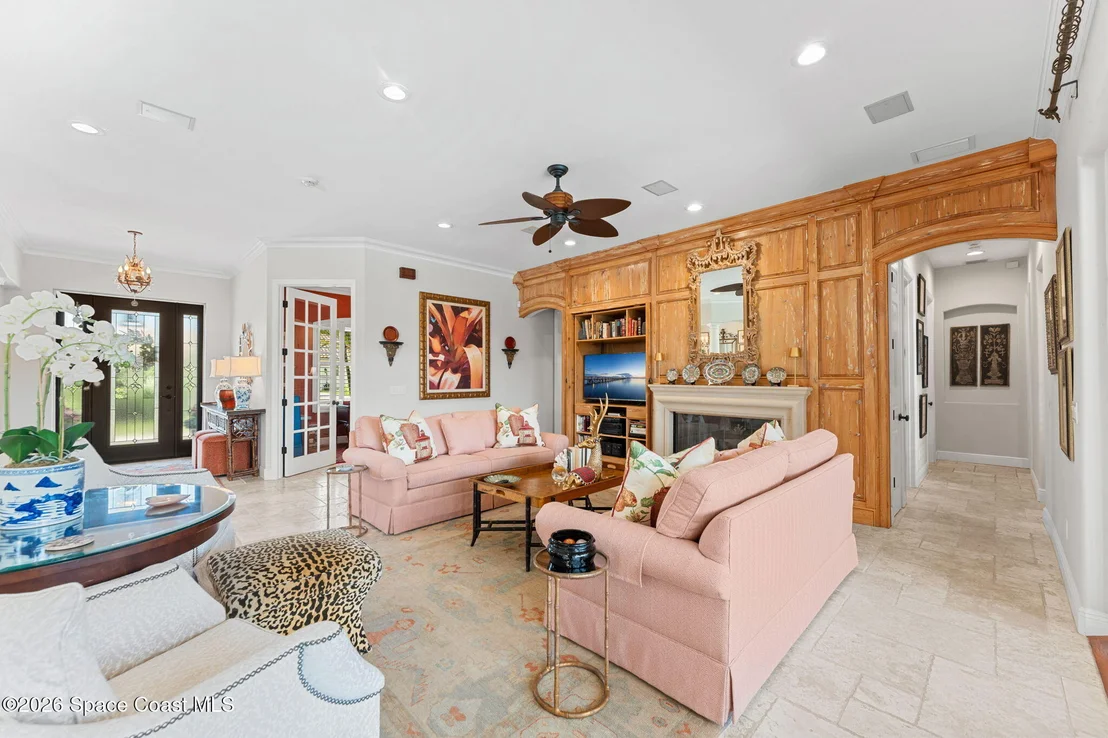 Photo of 339 Cocoa Avenue