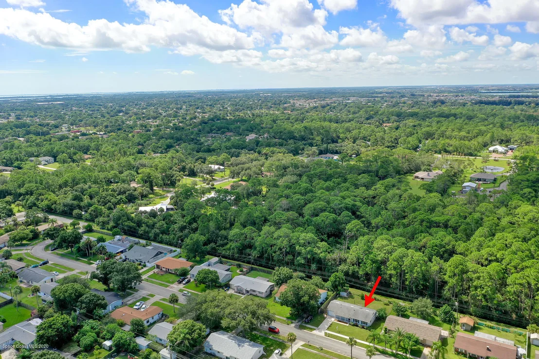 Photo of 1085 Hermosa Drive