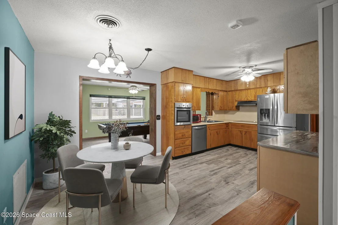 Photo of 2414 Greenway Drive