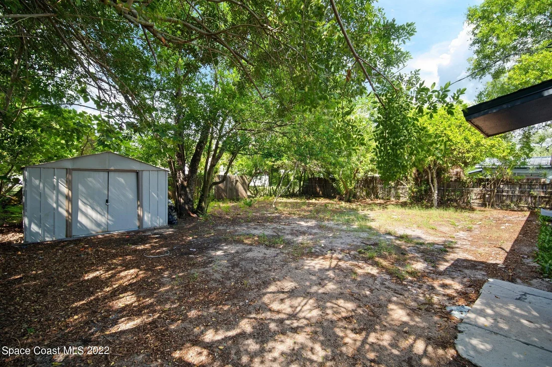 Photo of 1665 134th Avenue N