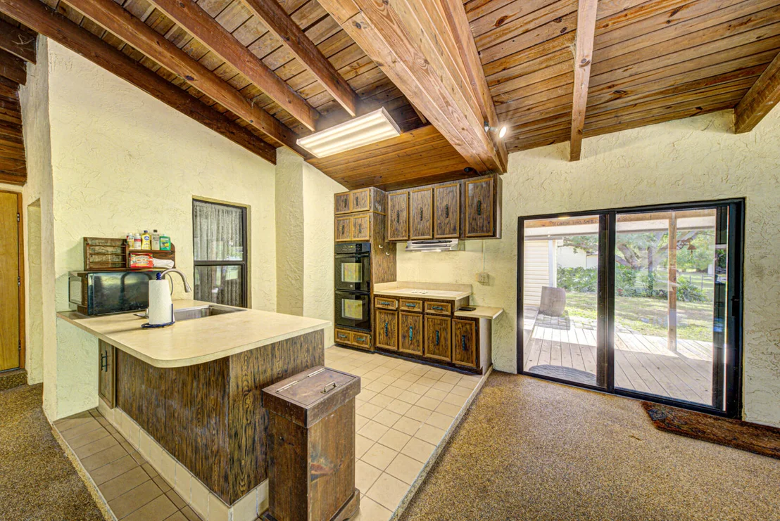 Photo of 4885 Rayburn Road