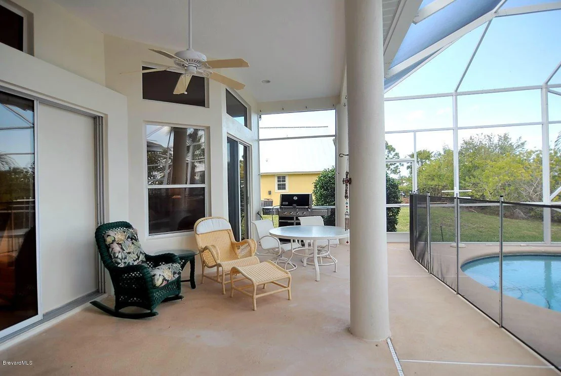 Photo of 244 Lanternback Island Drive