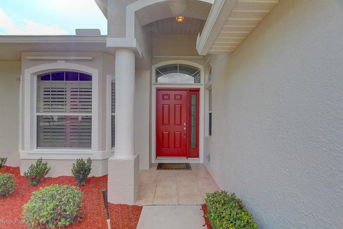 Photo of 4490 Portage Trail