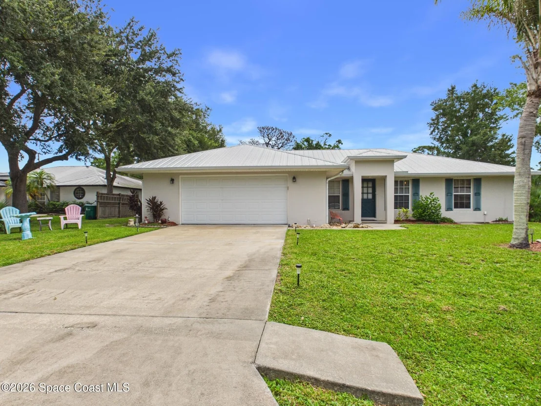Photo of 9545 Honeysuckle Drive