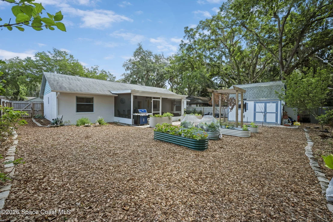 Photo of 7455 Darien Road