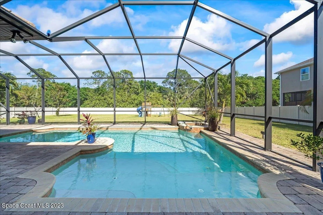 Photo of 4111 Anlow Road
