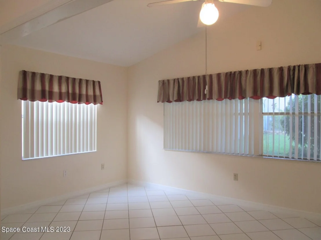 Photo of 930 S Fork Circle